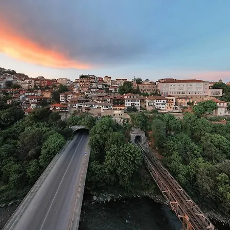 Hotel Bridges