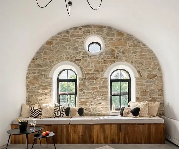 Хотел Bridges Велико Търново