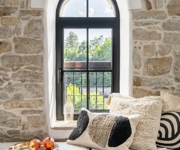 Хотел Bridges 5*