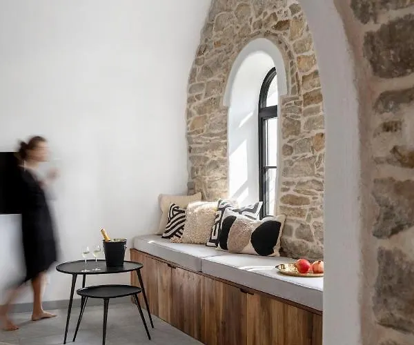 Хотел Bridges Велико Търново